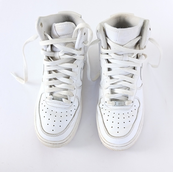 Nike Air Force 1 Hightop Triple White 6.5 - Picture 2 of 8